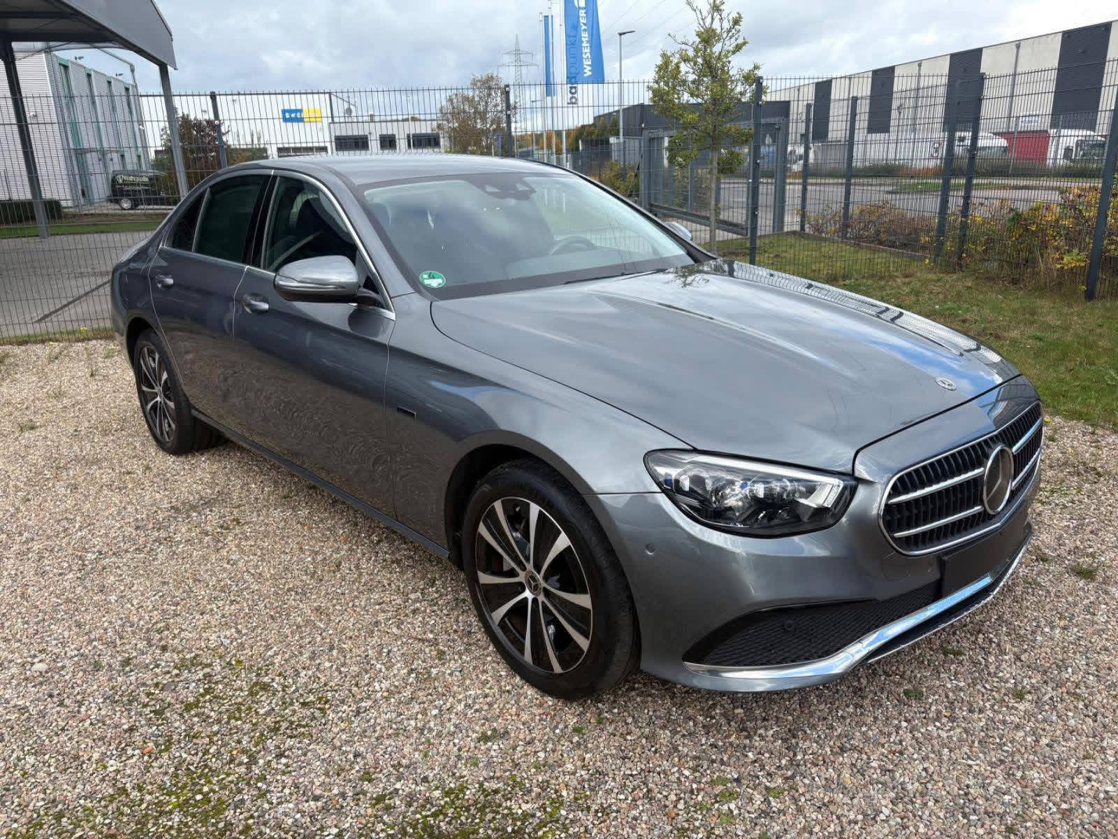 Mercedes-Benz E 300 E e Lim. 4Matic, Avantgarde 9G-TRONIC