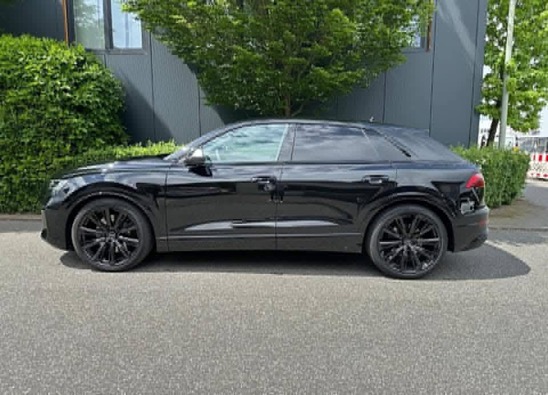 Audi SQ8 Mod.2024 Panorama/Alu23/B&O/Sitzklima Mod 2024 panorama / alu 23/B&0
