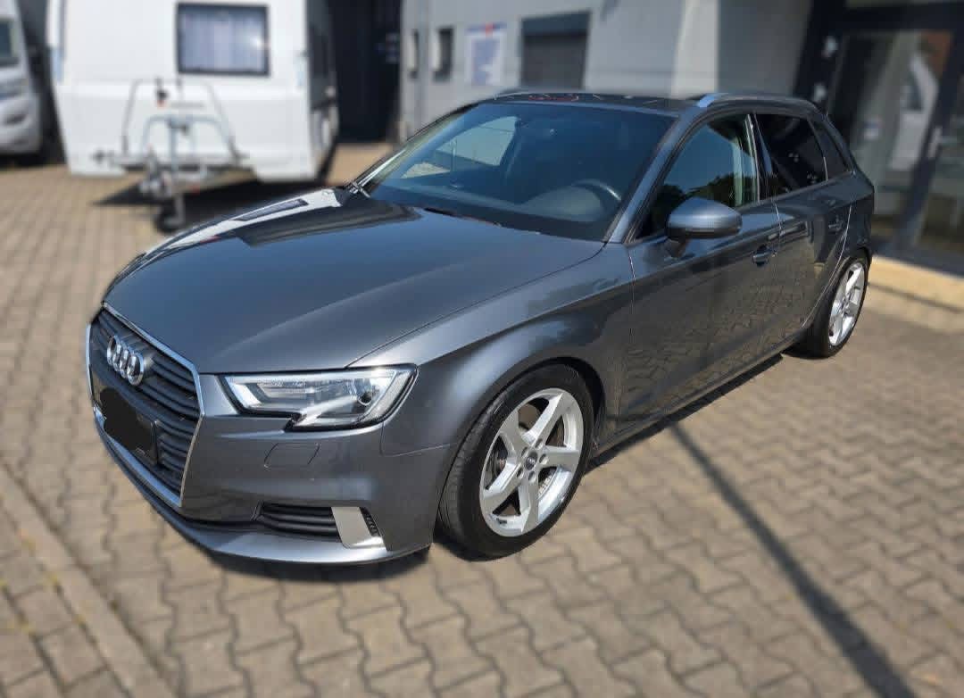 Audi A3 Sportback quattro Sport, Navigation, LED