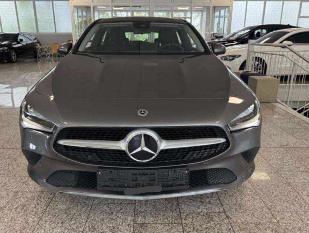 Mercedes-Benz CLA 200 d Shooting Brake NAVI+SPURHALTE+SITZHEIZUNG