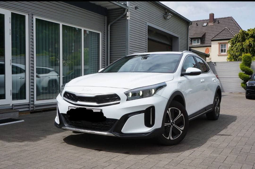 Kia XCeed Vision Plug-in ACC Keyless CarPlay LenkHZ Erstzulassung: September 2022