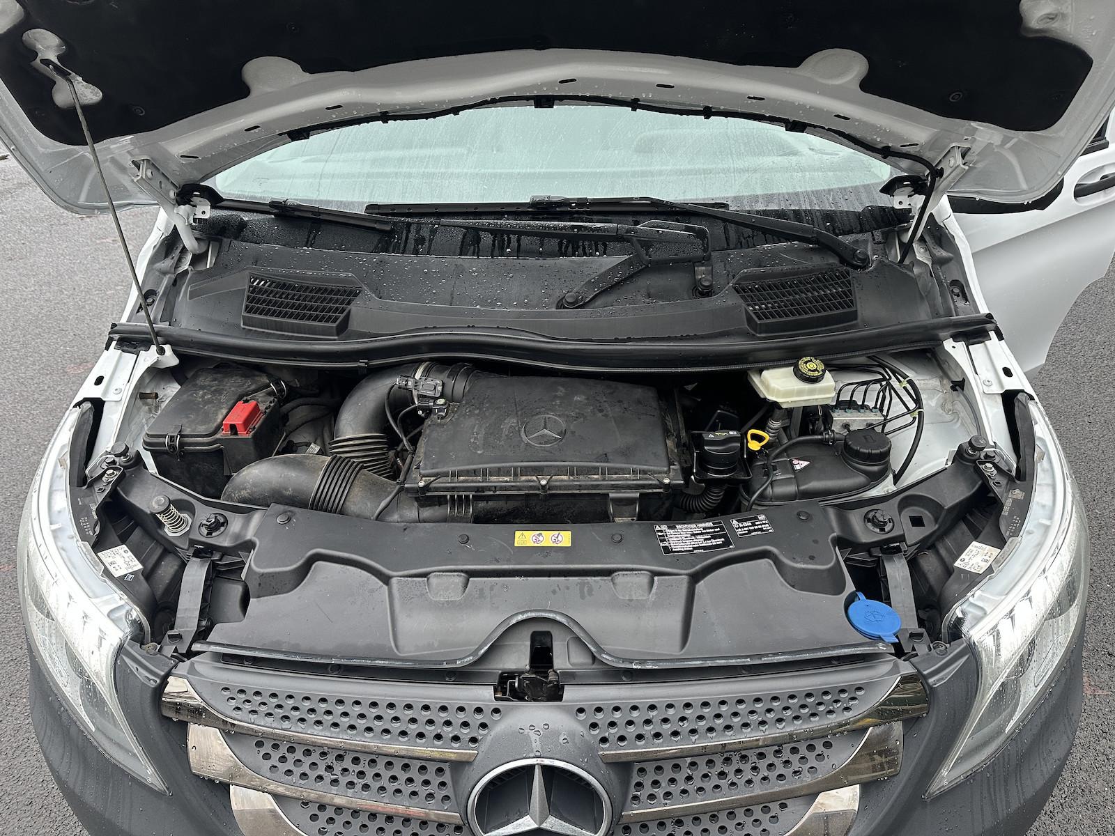 Mercedes-Benz Vito Kasten 116 CDI RWD kompakt LED Licht Standh