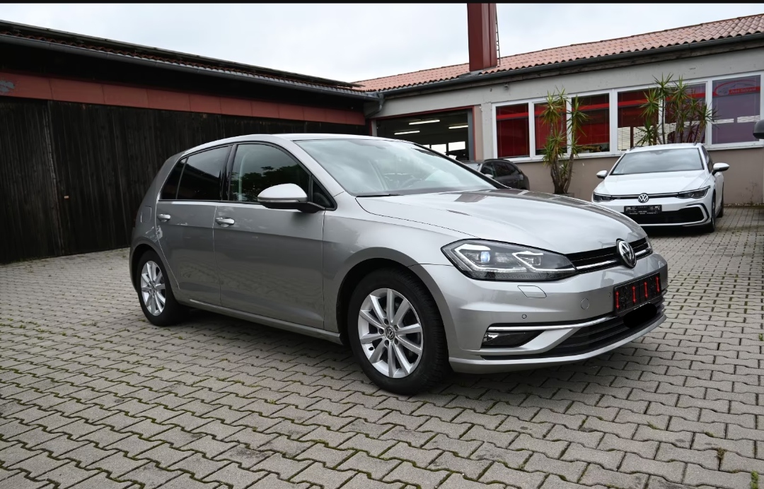 Volkswagen Golf VII Lim. Highline/R-Line/AHK/LED/Alcantara
