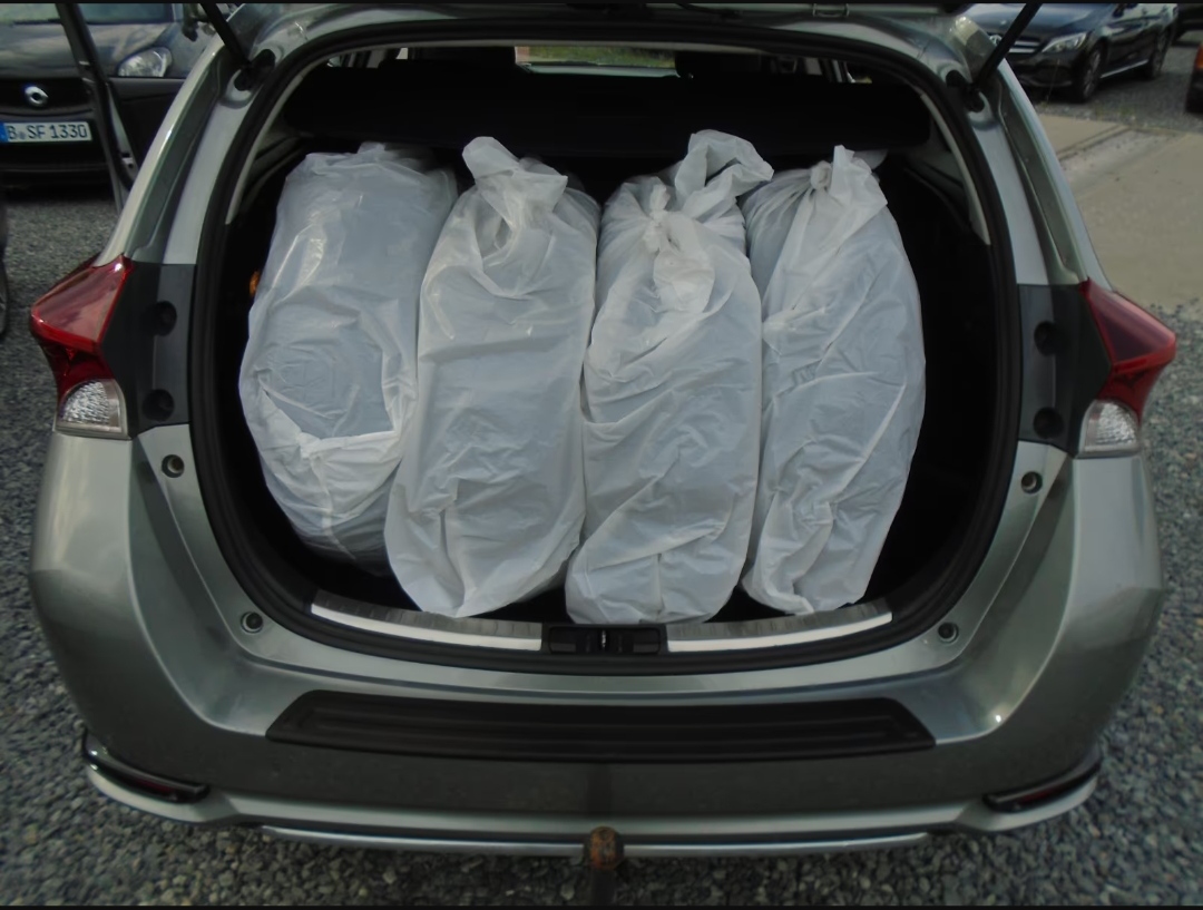 Toyota Auris Touring Sports Edition-S+